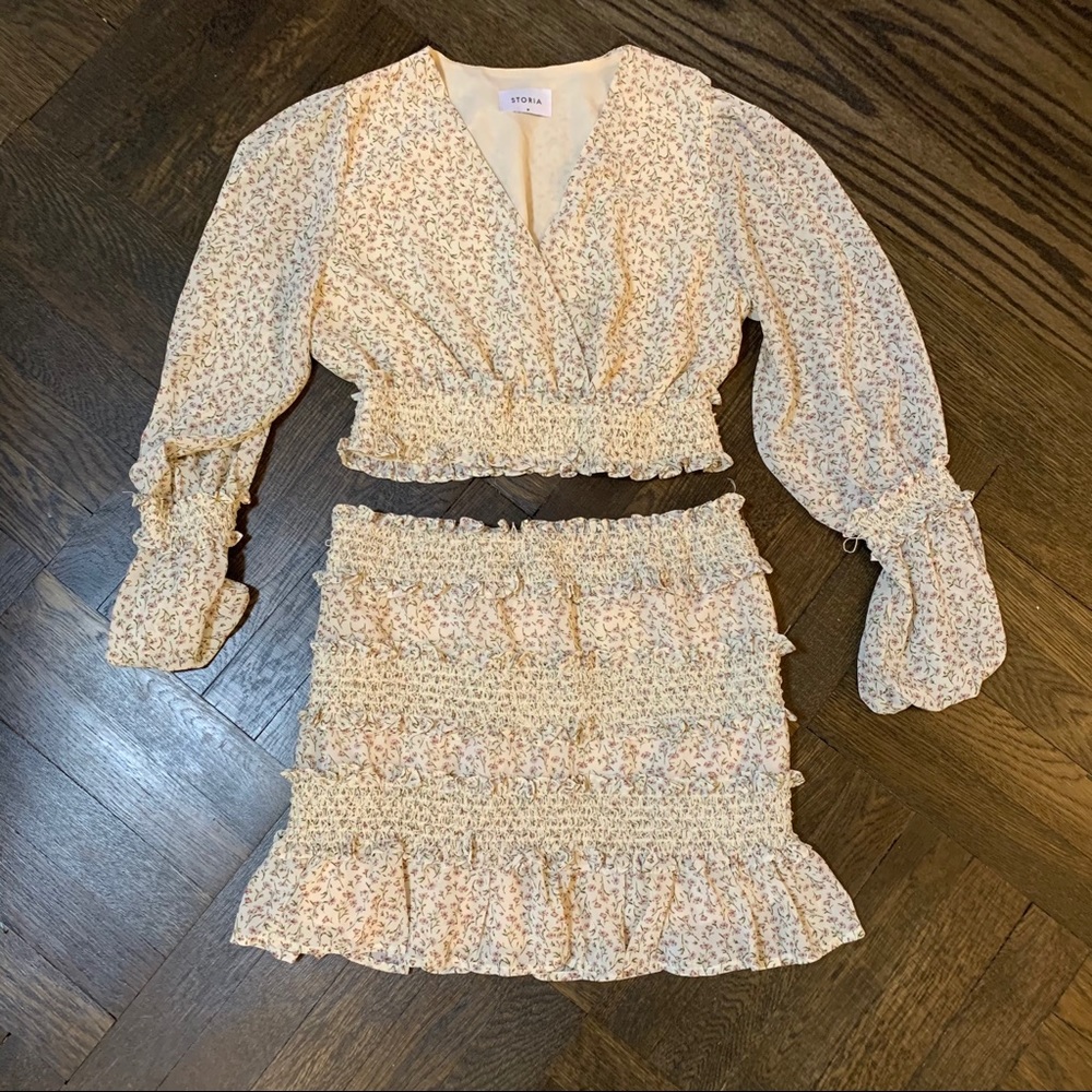 Storia top and ruffle skirt set
